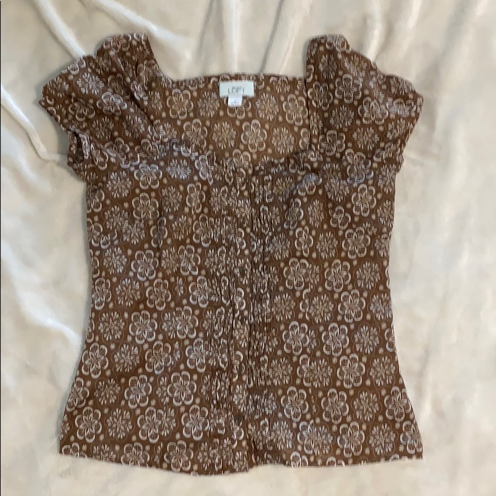 Women’s button up blouse